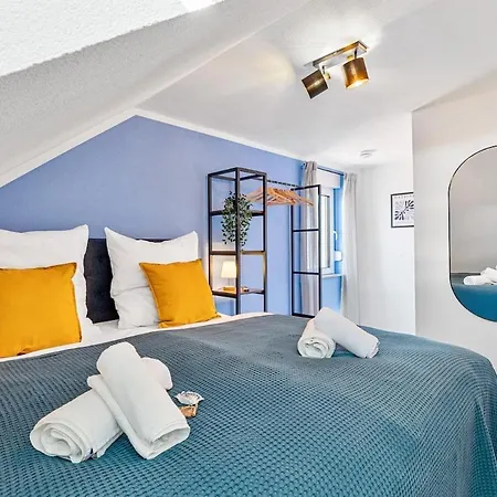 Zentral - 4 Schlafzimmer - Kueche - Waschmaschine