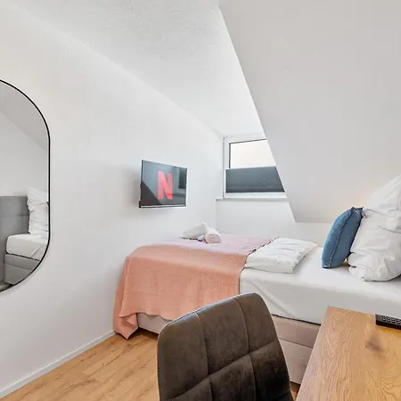 Apartmán Zentral - 4 Schlafzimmer - Kueche - Waschmaschine Ludwigsburg